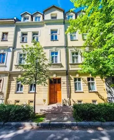 Jacuzzi Red Διαμέρισμα Krasków