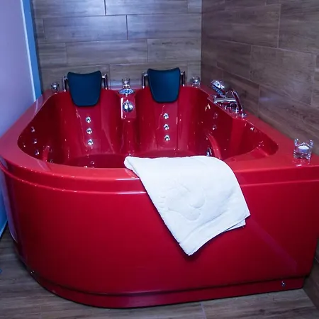 Apartament Jacuzzi Red
