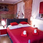 Апартаменты Jacuzzi Red *